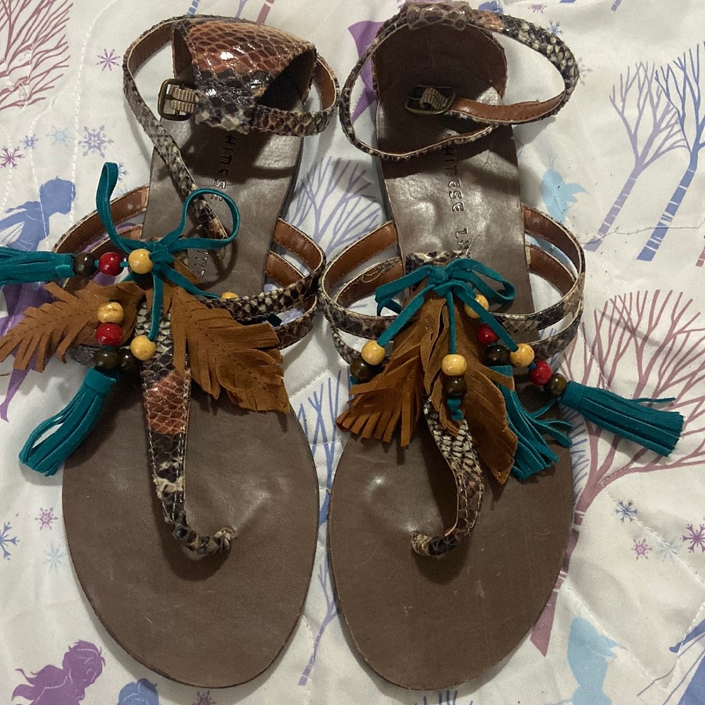 6 1/2 Chinese Landry t-strap beaded